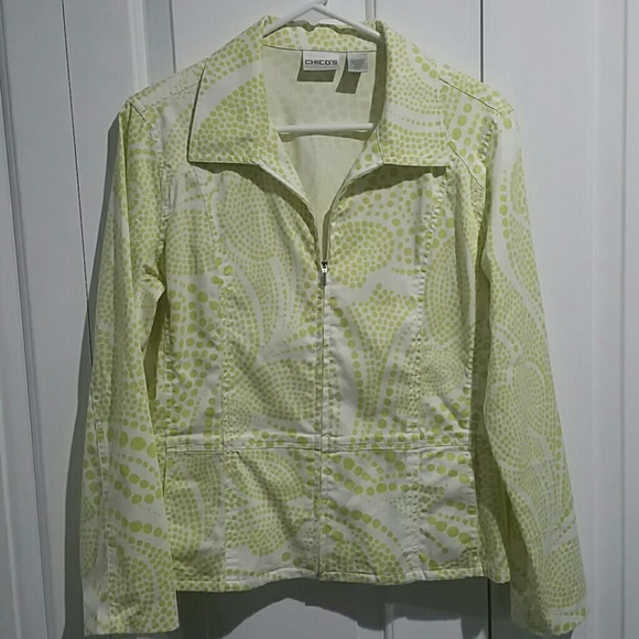 CLEARANCE /Make an offer! Chicos zip front lightweight Top Sz 1 - Picture 1 of 5